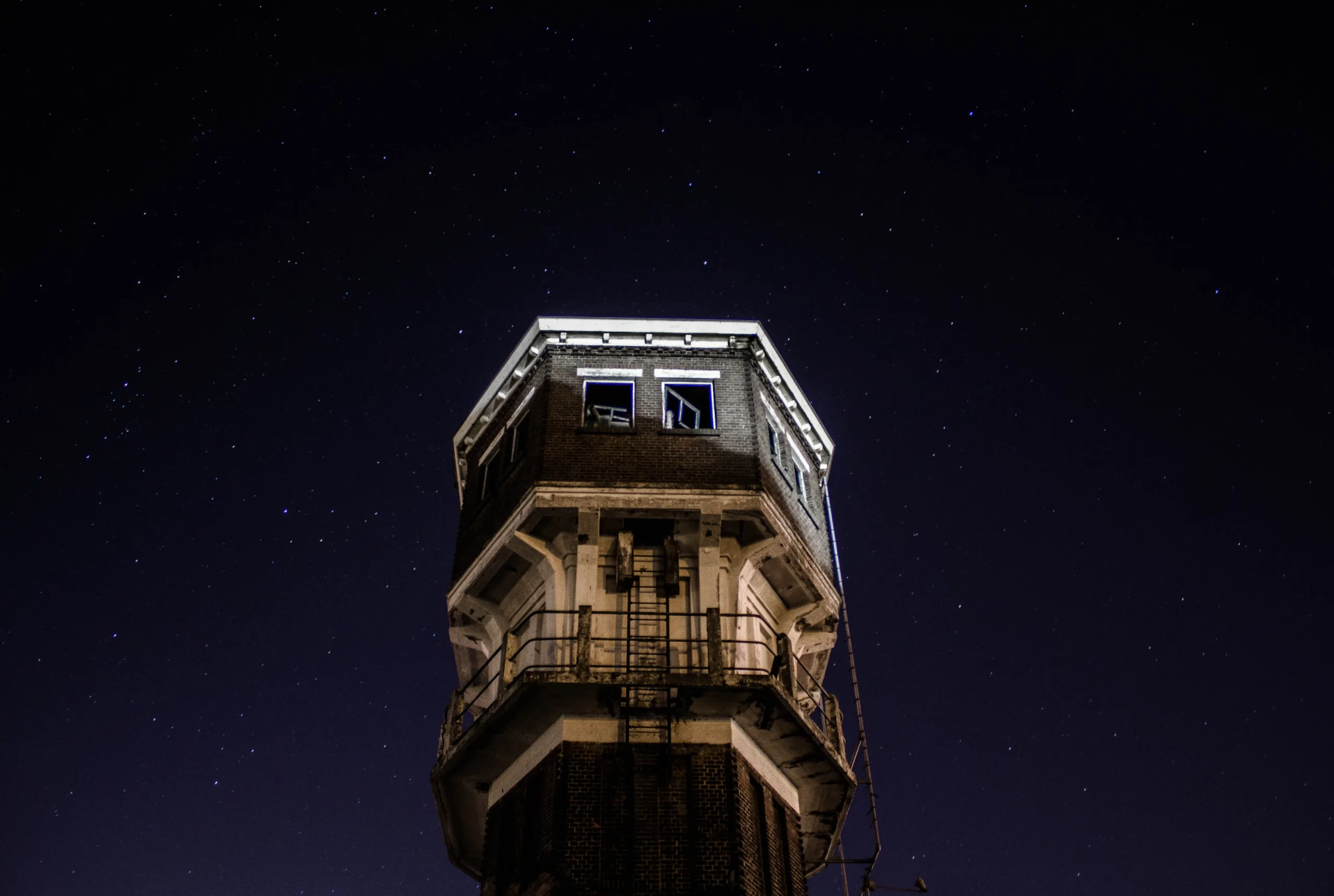 Can I Observe The Space Between Stars?