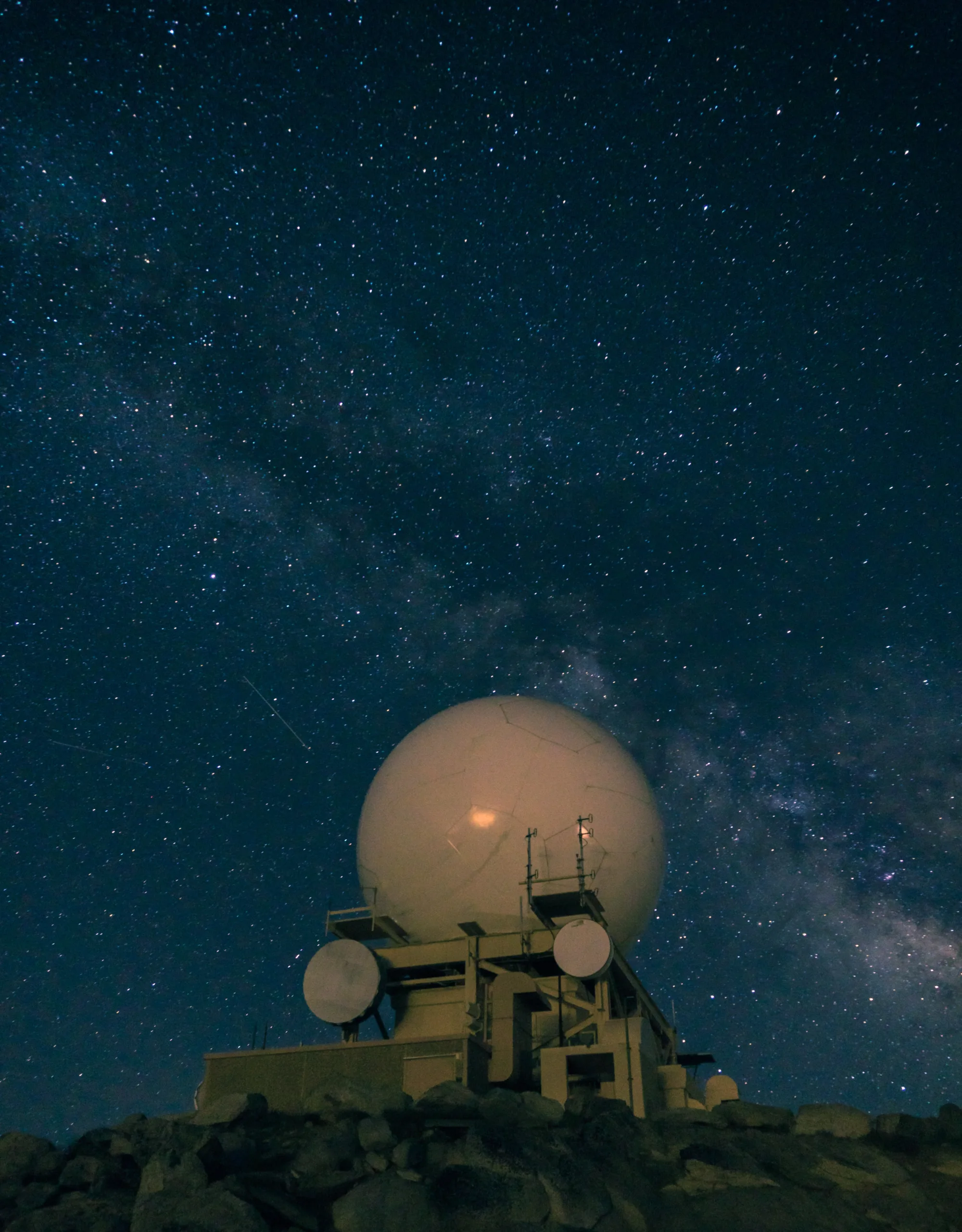 Can I Use Eyeglasses While Observing Through A Telescope?