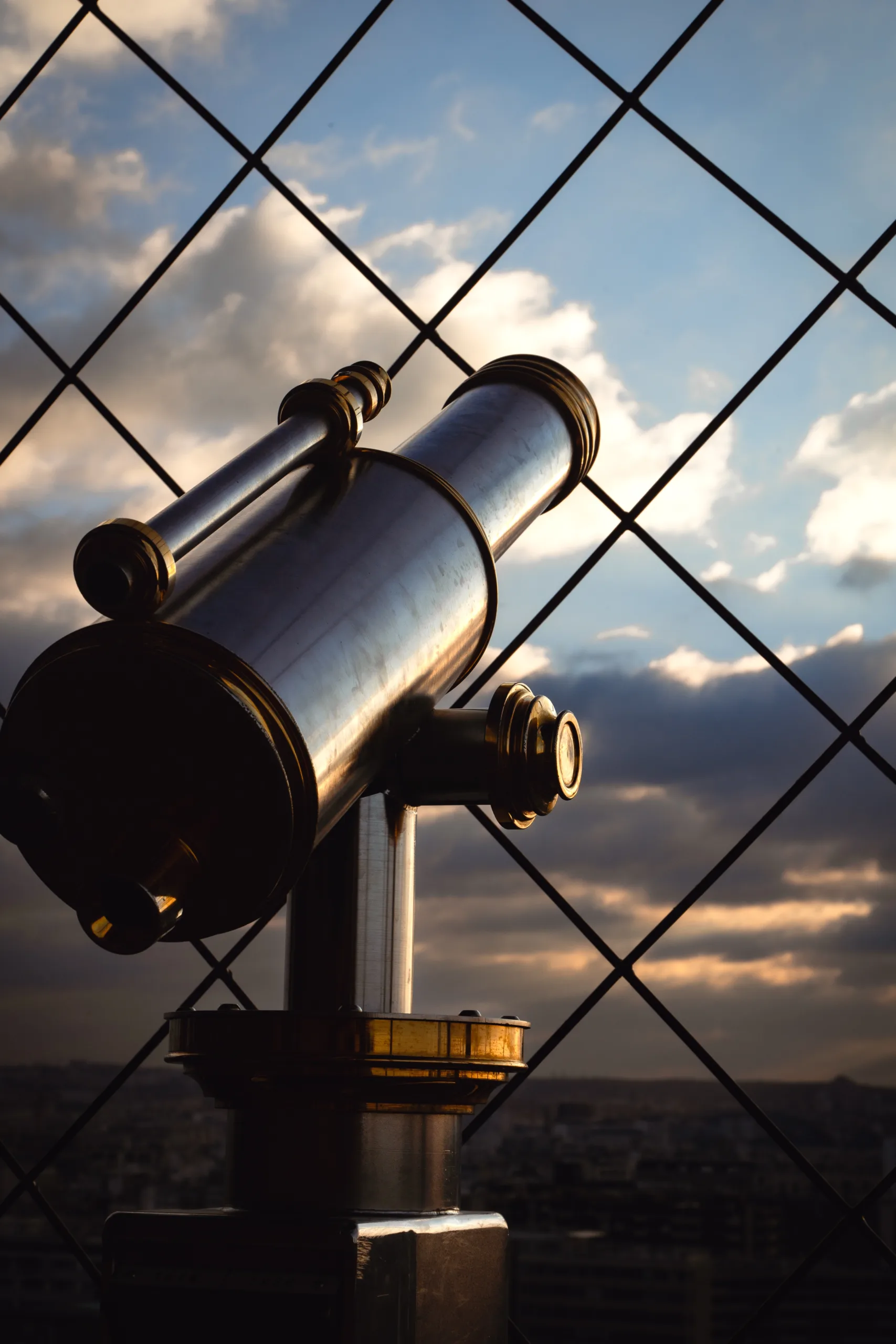 How Do I Ensure My Telescope Remains Stable During Observations?
