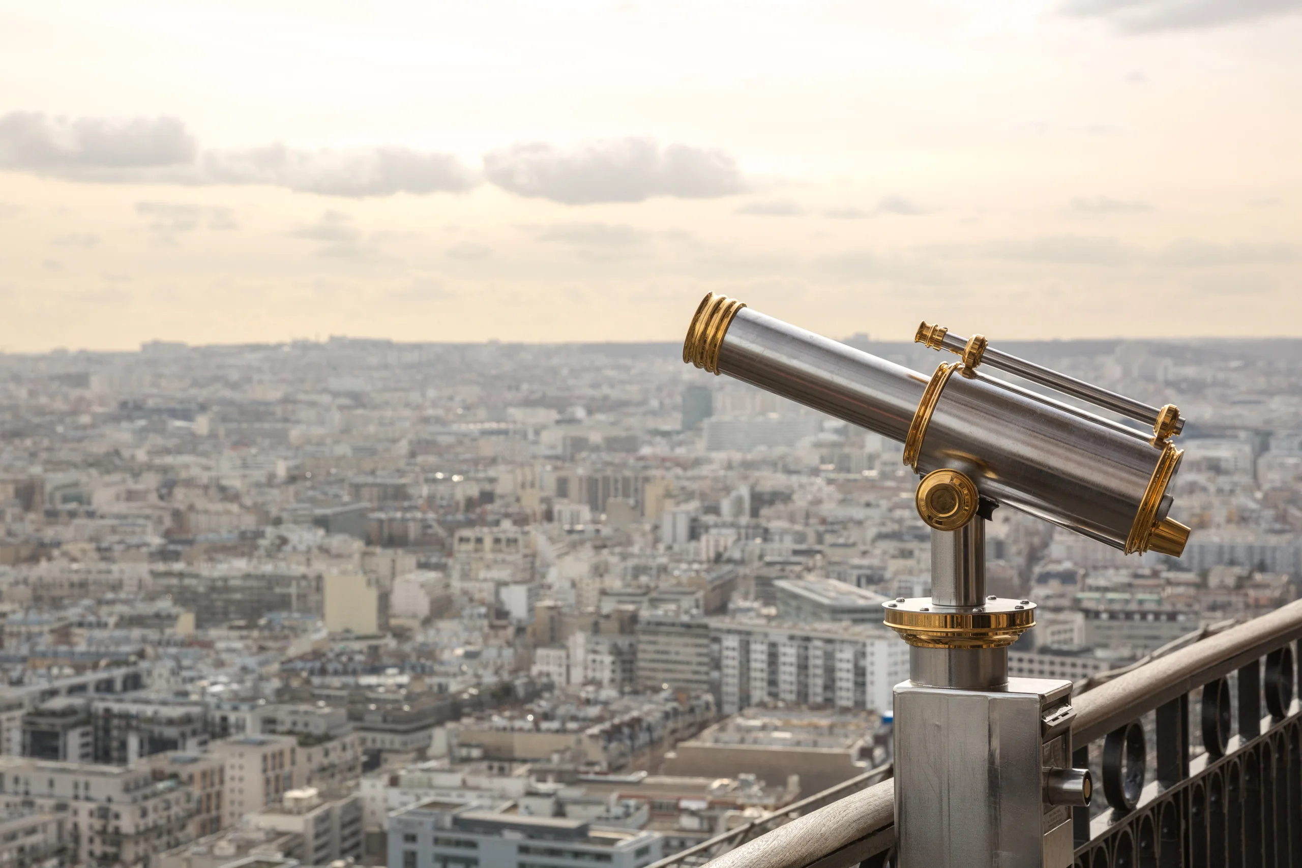 What Is A Maksutov-Cassegrain Telescope? What Is A Maksutov-Cassegrain Telescope?