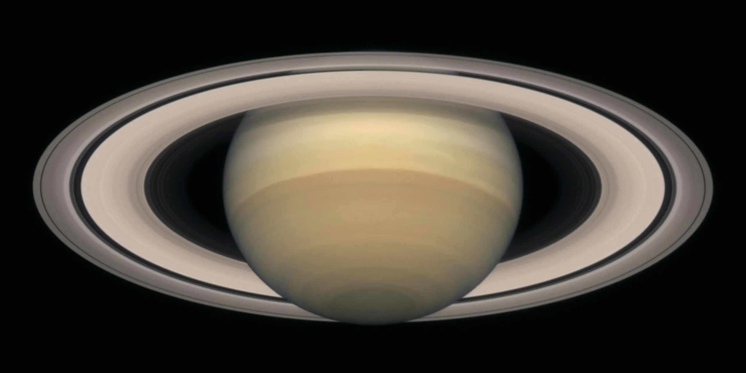 Exploring Saturn’s Rings with Binoculars